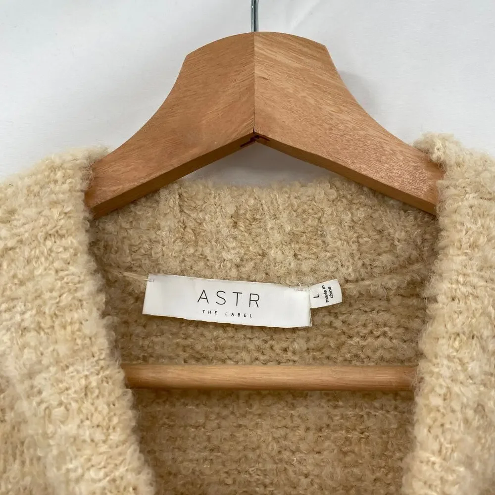 ASTR chunky Edlyn cream sweater vest